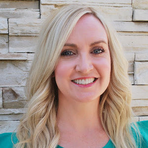 Meet your Posher, Joni